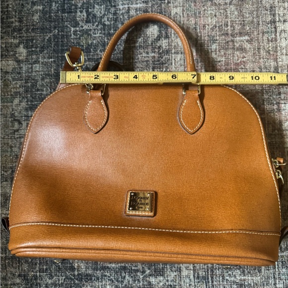 Dooney and Bourke tan leather satchel. - Picture 16 of 16